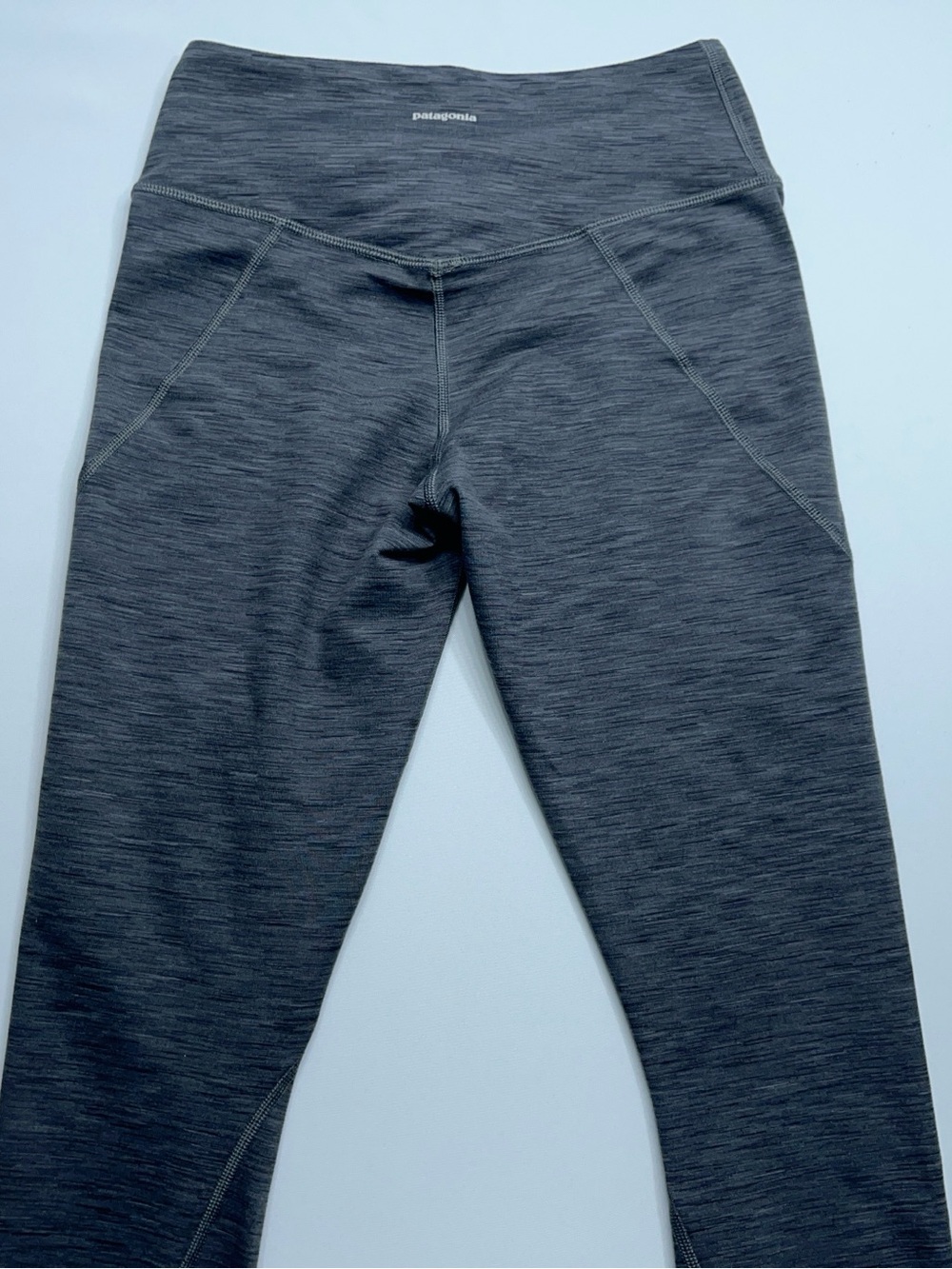 Patagonia Centered Crop Leggings Womens Size XS Heather Gray 26” Inseam - Picture 8 of 13